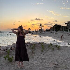 Meet your Posher, Ava